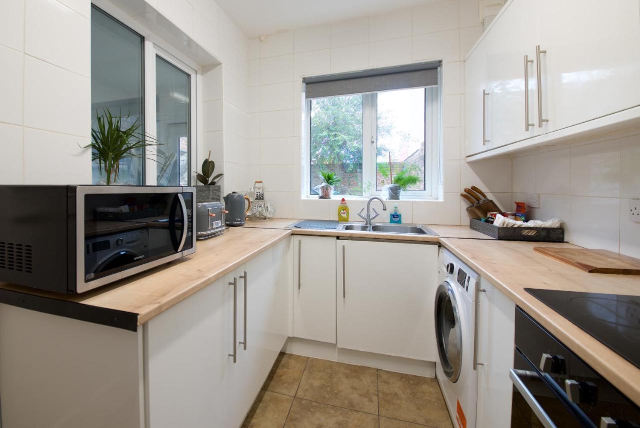 Ideal Abode Abbots 4 En-Suite Chester Exteriér fotografie